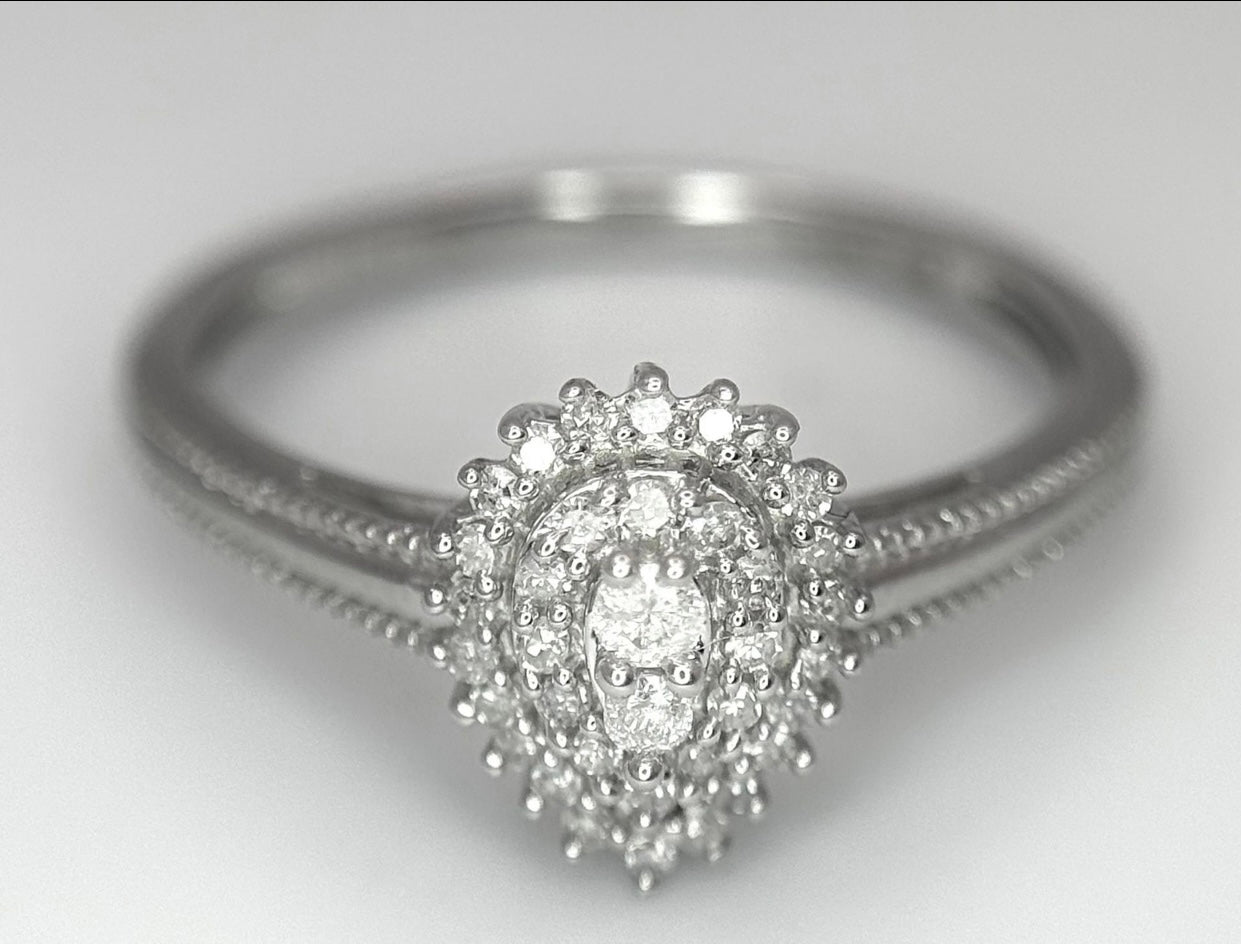 White Gold & Diamond Pear-Shaped Ring - Size: L 1/2