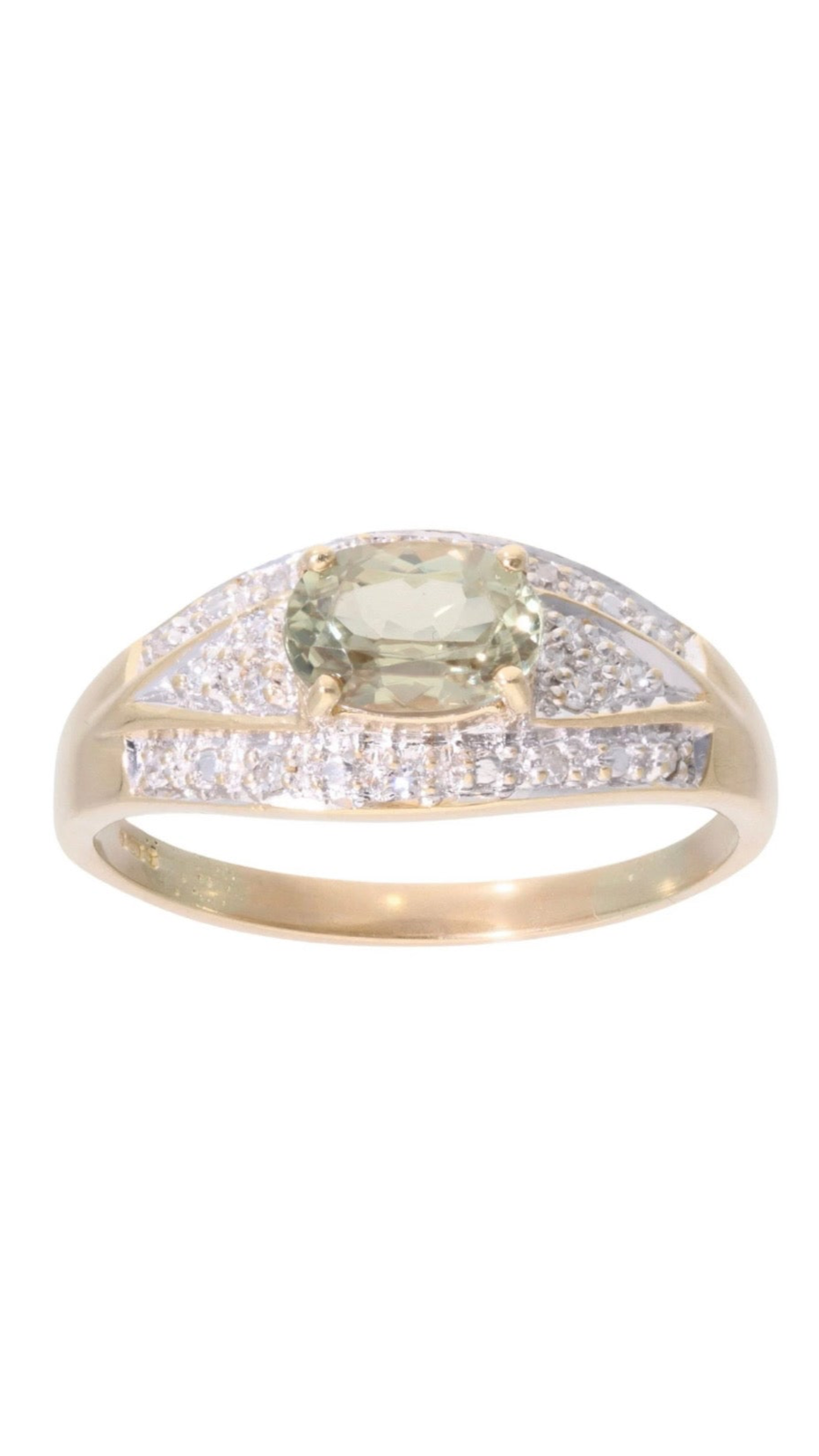 18ct Yellow Gold Peridot and Diamond Ring - Size: P