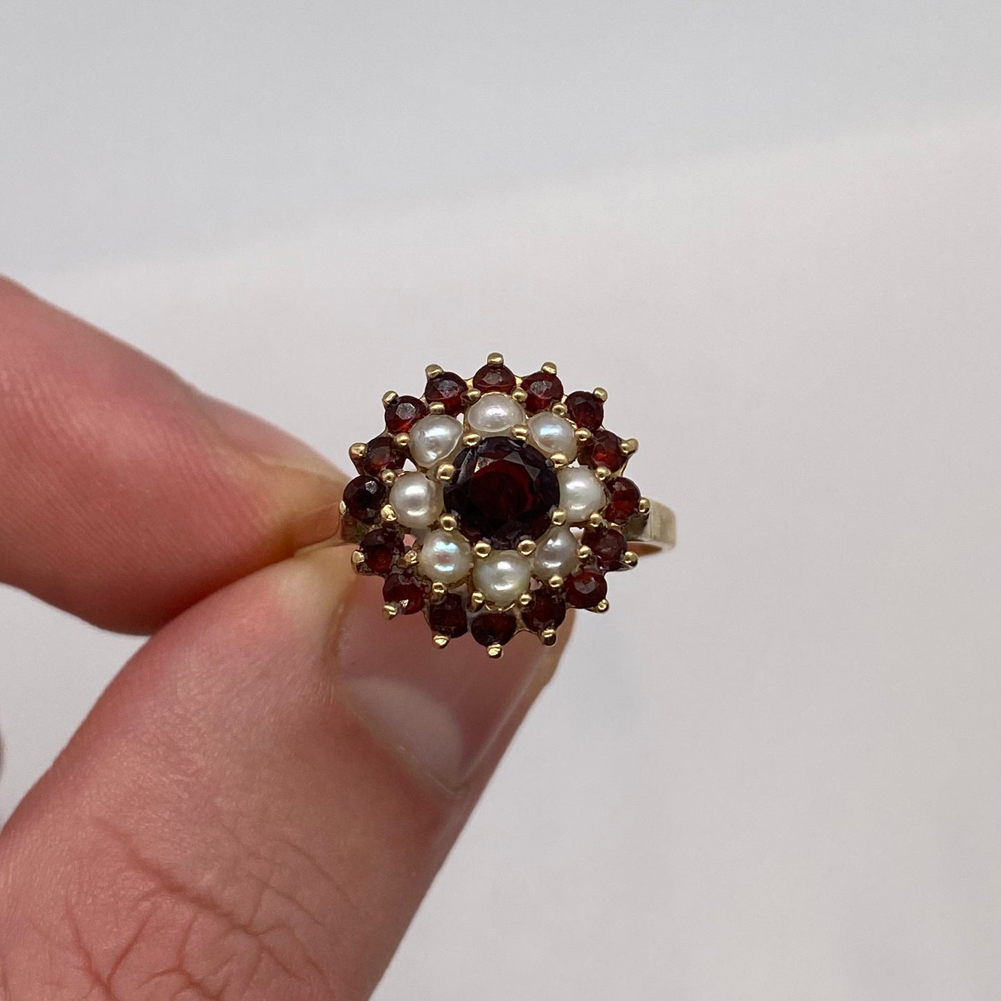 Garnet & Pearl Gold Ring - Size R