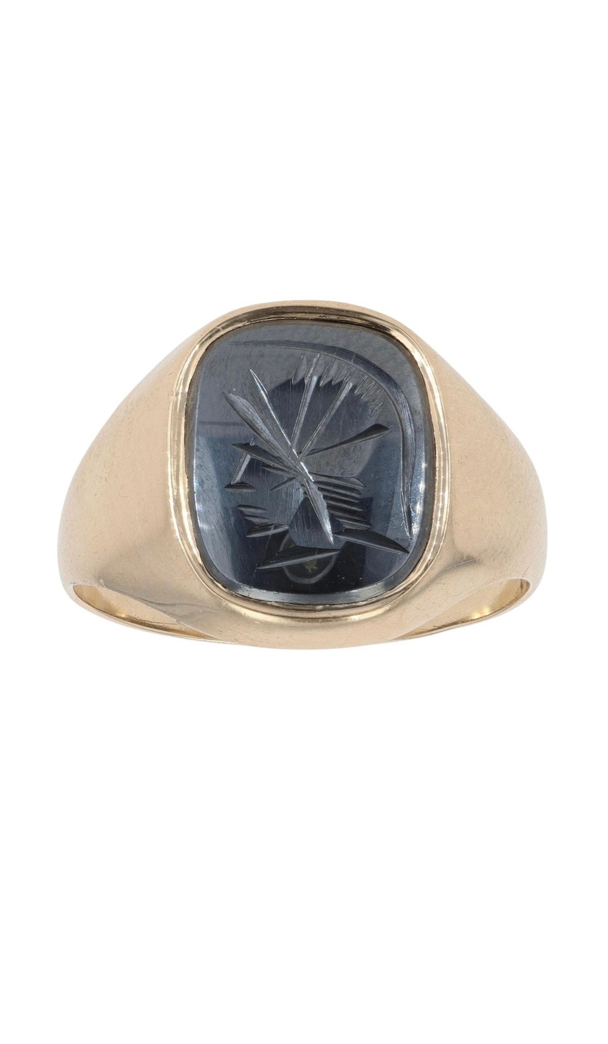 9ct Yellow Gold Hematite Centurion Signet Ring - Size: P 1/2