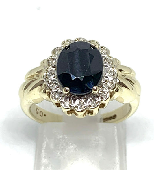 9ct Gold Sapphire and Diamond Cluster - Size L