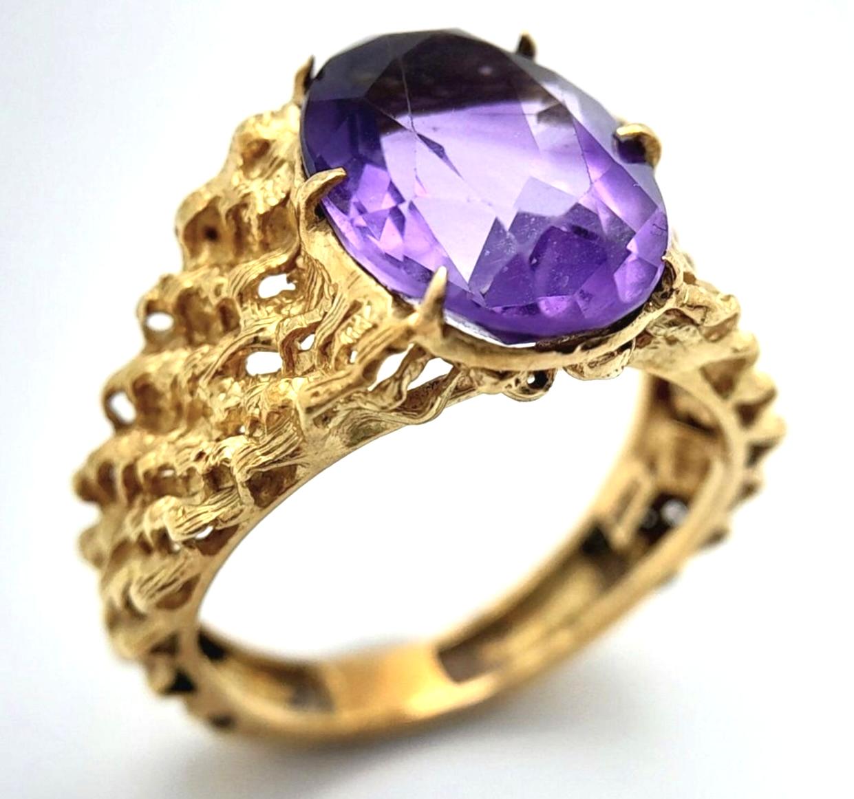 18k Gold 4ct Amethyst Ring - Size: P