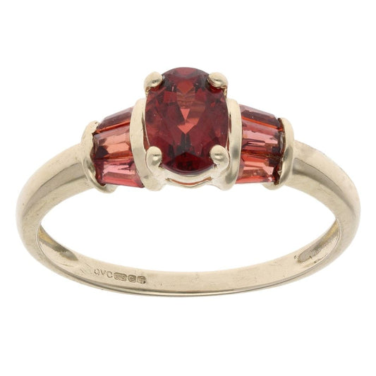 9ct Yellow Gold Oval Garnet Dress Ring